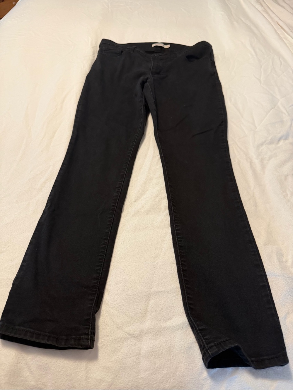 Women’s Bootcut Jeans in black